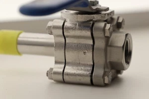 SVF Flow Controls Inc B7 6666 TT 1/2 " -1000 Stainless Steel Ball Valve 316L - Picture 1 of 9