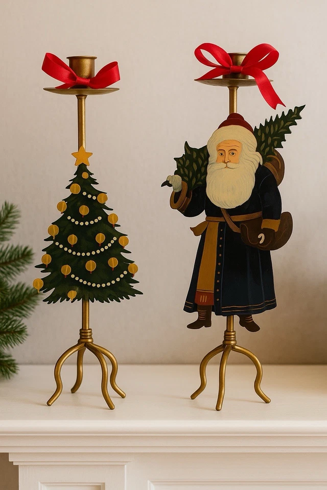 Par de candelabros de Navidad de metal de arte popular vintage Papá Noel y árbol pintados a mano Foto 1 de 4