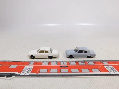 2x Märklin H0 1:87 Modello Ford Taunus 17 M per 4613 Bianco Grigio Sg / Mint # - Immagine 1 di 4