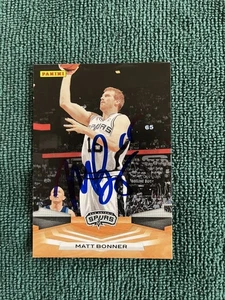 Matt Bonner 2009-10 Panini #194 San Antonio Spurs Hand Signed auto autograph - Picture 1 of 2