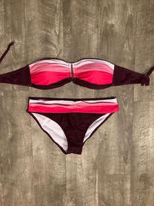 Women’s Two Piece Swimsuit Size Medium New! - Picture 1 of 4