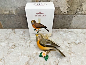Hallmark 2018 The Beauty Of Birds Lady Robin Ornament...NIB - Picture 1 of 4