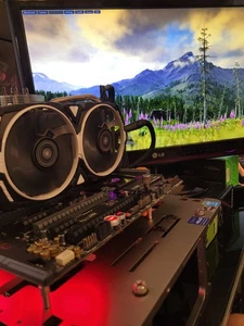 AMD Msi Armor RX 570 8GB Radeon PC gaming graphics card Computer 8 gb vram - Picture 1 of 11