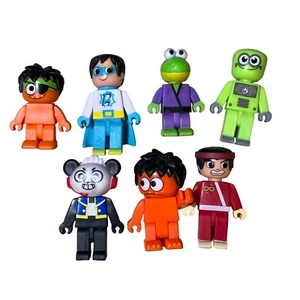 Ryan’s World Toy Figures- Lot of 7 figures - Picture 1 of 11