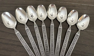 Stylecraft Stainless Japan - SYF20 Pattern - SET OF 8 Teaspoons - Image 1 of 4