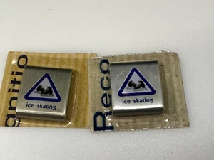Lote de 2 insignias de cinturón de mérito cinturón de patinaje sobre hielo deportivo BSA / Boy Scouts Of America NOS - Imagen 1 de 6