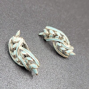 Vintage Coro Clip on Earrings Light Blue Enamel Silver tone Drop 1" - Picture 1 of 11
