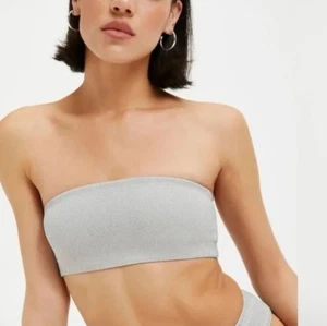 Top de bikini bandeau Good American Silver metálico brillante mejor banda talla S (1) - Imagen 1 de 11