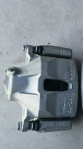 Genuine 2014–2016 Lexus IS250 IS300 IS350 Front Right Brake Caliper 47730-30521 - Picture 1 of 7