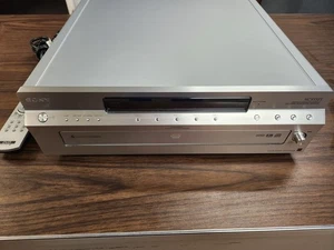 Sony DVP-NC555ES DVD/CD/SACD 5-Disc Wechsler Player ES Audiophile mit Fernbedienung - getestet - Bild 1 von 8