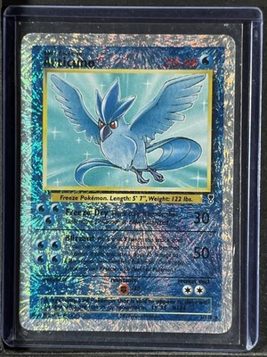 Articuno Reverse #002/110 Legendary Collection 250001 - Image 1 of 2