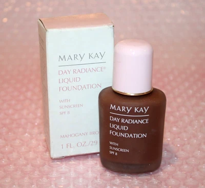 Mary Kay Day Radiance Liquid Foundation Mahogany Bronze 6337 Sunscreen SPF 8 New - Image 1 of 2
