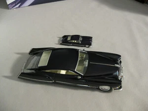 HOT WHEEL /LEGENDS SERIES- CADZZILLA CAR SET 1:24 & 1:64 SCALE CAR MODELS - Picture 1 of 12