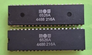 ** (2x) MOS 6526A | MOS 6526 A CIA Chips for COMMODORE 64/128 | GENUINE PARTS ** - Photo 1/4