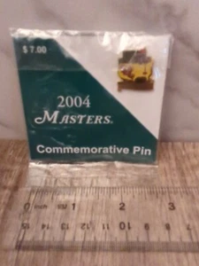 Vintage 2004 Masters Golf Commemorative Pin Phil Michelson Win Augusta National - Picture 1 of 2