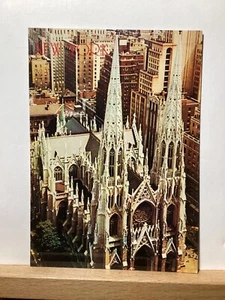 St. Patrick’s Cathedral: New York City, NY - Vintage Postcard - Picture 1 of 3