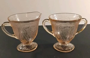 Vintage Pink Glass Creamer And Sugarbowl Set 'Royal Lace' Depression - Picture 1 of 10