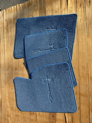 Juego de 4 alfombrillas alfombra azul claro para Ford Galaxie 500 XL 1965-68 Foto 1 de 4