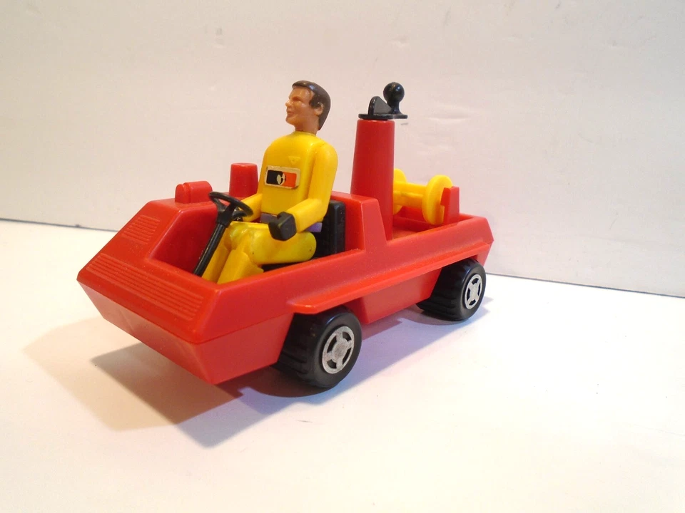 Matchbox MAC Mobile Action Command Fire Fighting Unit - Vintage 1973 Lesney - Image 1 of 4