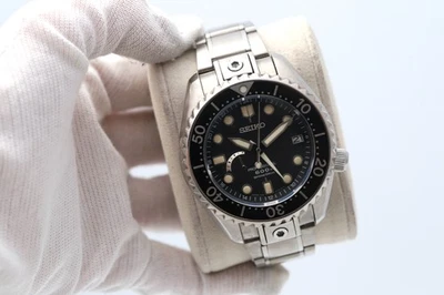 Relógio masculino Seiko Prospex Marinemaster Spring Drive titânio mostrador preto e moldura - Imagem 1 de 4