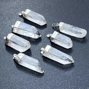 Quarz Kristall Punkt Anhänger (versilbert) Edelstein Schmuck Halskette Angebot - Bild 1 von 2