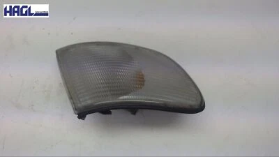 Indicator Sinistro Audi 100 Avant 2.6 E C4 Station Wagon - Immagine 1 di 2