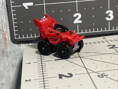 Coche de carreras Mattel Hot Wheels Road Champs 2016 rojo 1" x 1" Foto 1 de 4