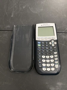 TI-84 Plus Calcolatrice Grafica Texas Instruments, le parti non si accendono - Foto 1 di 8