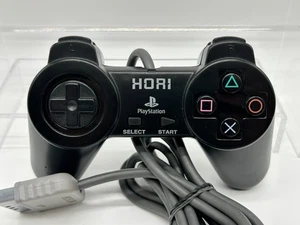 HORI Digital Control Pad PS1 PlayStation 1 Controller OEM ufficiale - Foto 1 di 2