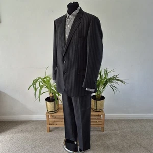Magee 1866 Nice K2 Grey Pinstripe Suit 2 Piece 48R W41 L30 Wool City Office - Picture 1 of 17