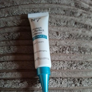 No7 Protect & Perfect Intense Advanced Eye Cream 15ml - Picture 1 of 2
