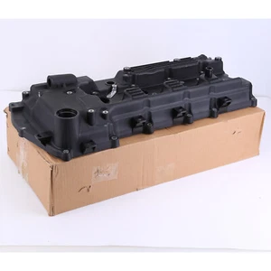 1120175080 Quality Engine Valve Cover w/ Gasket for 2016-2021 Toyota Tacoma 2.7L - Picture 1 of 13
