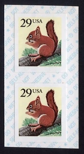Scott #2489v Squirrel Coil Pair of Stamps - MNH - Picture 1 of 1