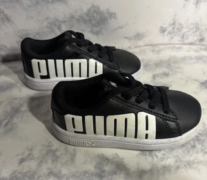 Puma Shoes Smash V2 Bold Kids Size 6c Sneakers Black White Athletic Casual - Picture 1 of 7