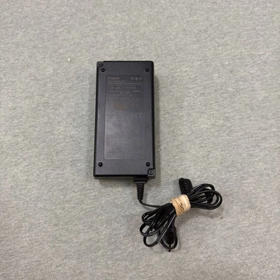 Adaptador de corriente compacto Canon CA-CP200 B para impresoras fotográficas y Selphy CP900 Foto 1 de 2