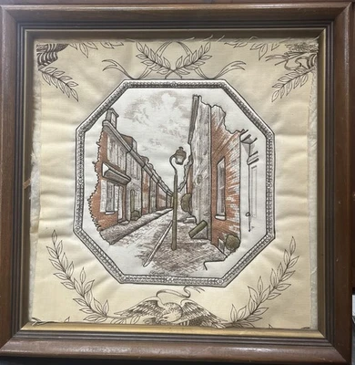 DE COLECCIÓN Arte Textil Enmarcado Águila Laurel Corona Escena Callejera Ruinas Europeas Foto 1 de 3