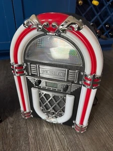 Victrola Jukebox FM Table Radio/Bluetooth/Line In (Lightly Used w/Original Box) - Picture 1 of 4