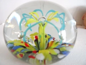 1964 New Jersey VINELAND Glas ADOLPH MACHO & James Travis Blume Briefbeschwerer  - Bild 1 von 5