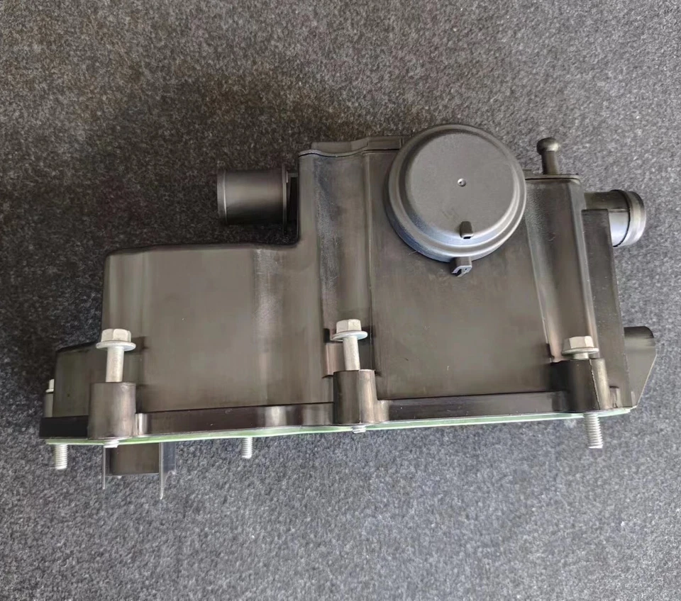 For Land Rover Range Rover Evoque Discovery 2.0 AJ200 CULASSE COVER LR110464, — 第 1/4 张图片