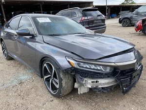 Used Right Door Mirror fits: 2018 Honda Accord power body colored non-heated Rig - Picture 1 of 24