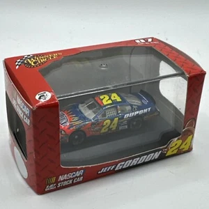 1/87 Mini 2007 JEFF GORDON DUPONT WINNERS CIRCLE - Picture 1 of 8