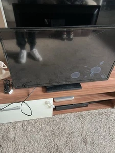 Bush 32″ 720p HD Ready LED TV DLED32165HD - Picture 1 of 2