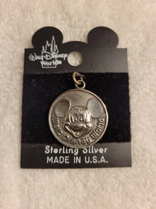 MONEDA DISNEY 3-D WDW MICKEY PLATA ESTERLINA SÓLIDA .925 COLGANTE ENCANTO NUEVO PANDORA** - Imagen 1 de 2