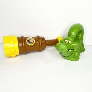 Jake Neverland Pirates Talking Spyglass & Ticking Crocodile Flashlight - Picture 1 of 8