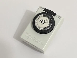 Temporizador mecánico para interiores Brinks 24 horas EZ tipo: 42-1006 funciona muy bien - Imagen 1 de 2