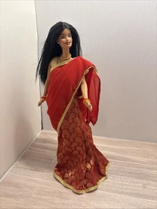 Vintage Mattel Barbie In India Red Saree Complete Accessories HTF 1998 - Picture 1 of 7