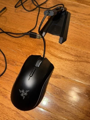 Razer MAMBA Elite Wired Gaming Mouse RZ01-0256 With Casethrone Mouse Bungee - Image 1 of 3