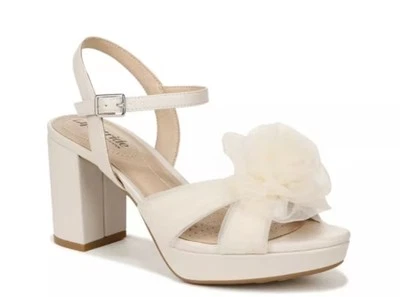 Женское платье на платформе Lifestride Last Dance сандалии кость размер 9 W - Изображение 1 из 4