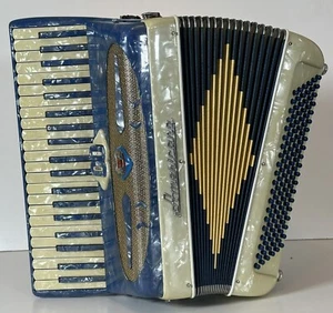 Generalfisa Americana LM Piano Accordion (41key /120 Bass) Italy w/ Case - Picture 1 of 8