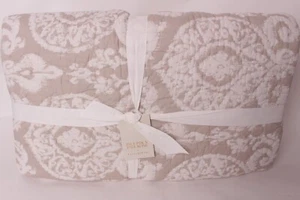 Pottery Barn Deepika Padukone King Quilt, Handarbeit, neutral beige - Bild 1 von 1